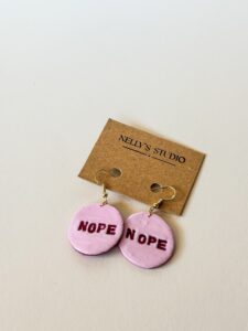 Ohrringe „Nope“ in pink / rosa